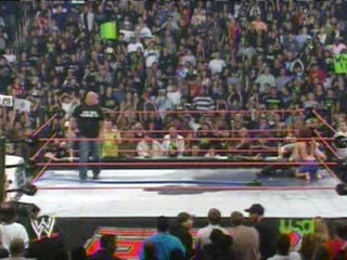 WWE RAW (5 Nov 2007)