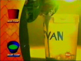 Avril Lavigne -  Gunge Tank