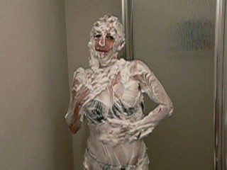 Monika's 8 Minute Shaving Cream Short