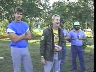 Country Cuties, Barnyard Bash