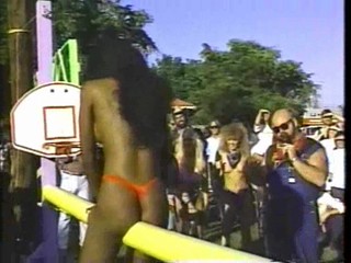 Country Cuties, Barnyard Bash