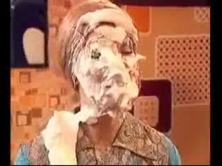 L'Ours Maturin Et La Famille Wallace, K!dnapped, LA HORA PICO