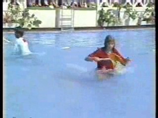 The War between Men and Women,  Fernschgarten