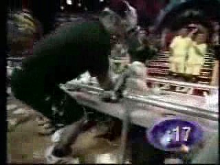 Sabado Gigante challenge: 3 couples