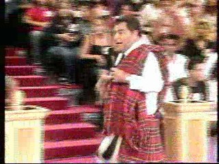 Sabado Gigante pie red