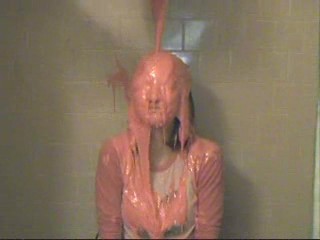 Anna gets slimed/pied