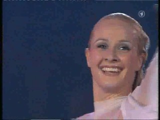 Laura Miller - Circus act