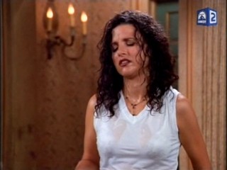 Seinfeld:  season 7, episode 10 - The Gum