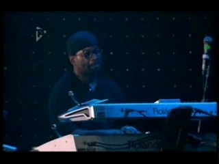 Destiny's Child:  Stage Shower