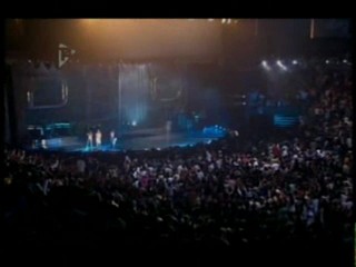 Destiny's Child:  Stage Shower