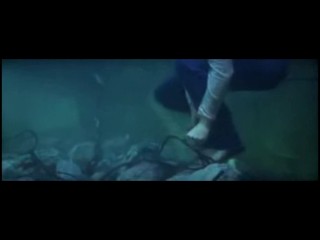 Sisterhood of the Traveling Pants (2005)