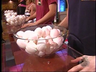 Distraction: Egg on Head