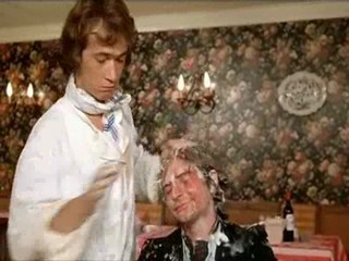 Les Bidasses En Folie (MALE WAM)