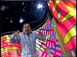 Que Locura - water bed prank