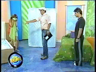 Que Locura - water bed prank