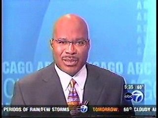 Chicago TV news - Nurses pool dunk