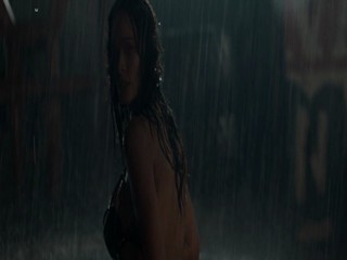 Moon Bloodgood - Terminator Salvation 2