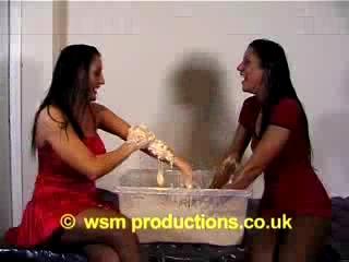 3 D's. Dawn, Demi and Dee