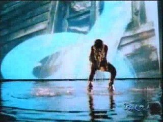 Laura Pausini - Disparame Dispara