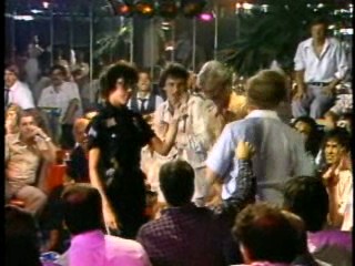 Oil wrestling show 1